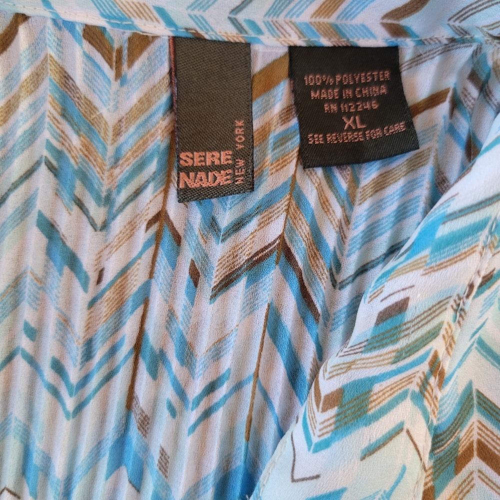 Chevron Patterned Blue Lightweight Blouse - image 5